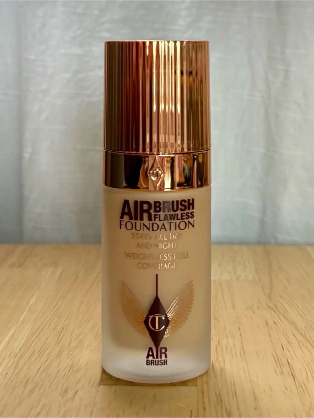 NWT NIB Charlotte Tilbury Airbrush Flawless Matte Foundation (06 Cool)